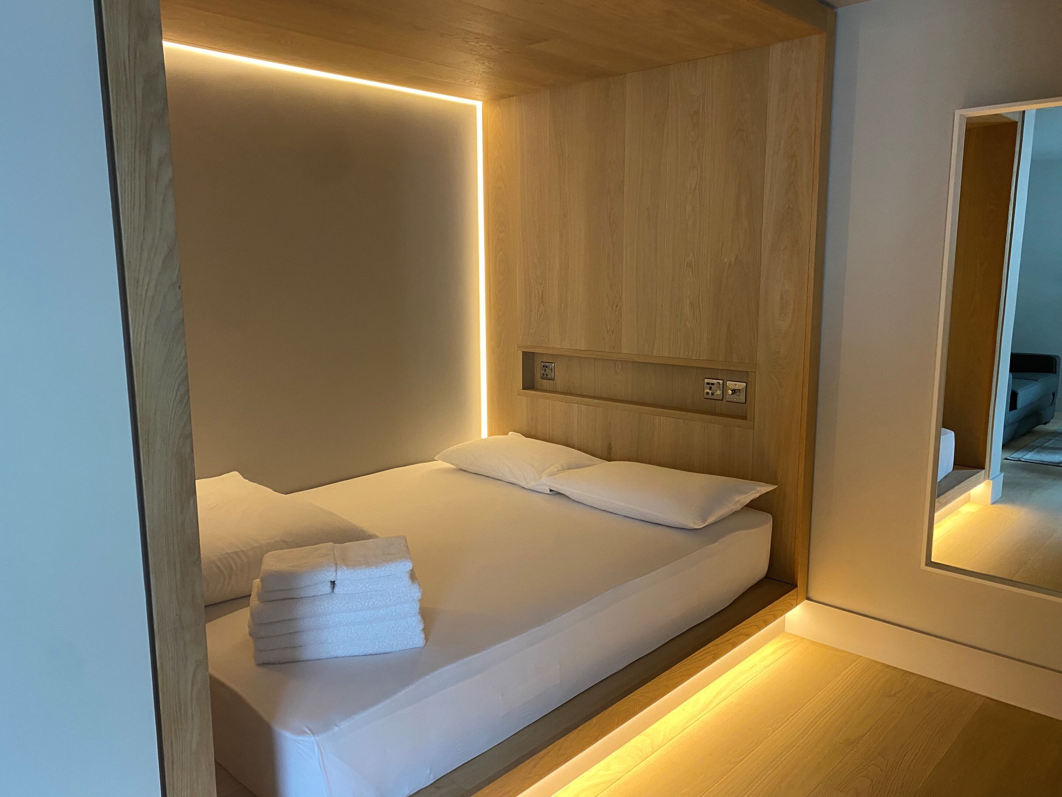 Ropa de cama de alta calidad, camas Select Comfort y insonorización 