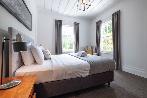 1 bedroom, iron/ironing board, travel cot, Internet - Light-filled Renovated Villa, Walk to Ponsonby Rd (Auckland)