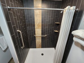 Family Suite (Not Pet Friendly) | Bathroom | Towels, soap, shampoo, toilet paper - Jefferson Hills Motel (Clairton)