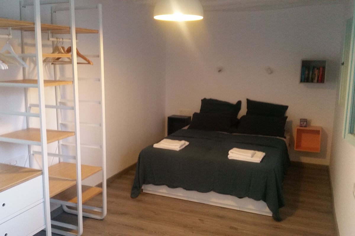 Habitación doble, Terraza | Wifi gratis y ropa de cama