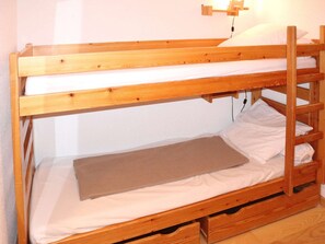 1 bedroom