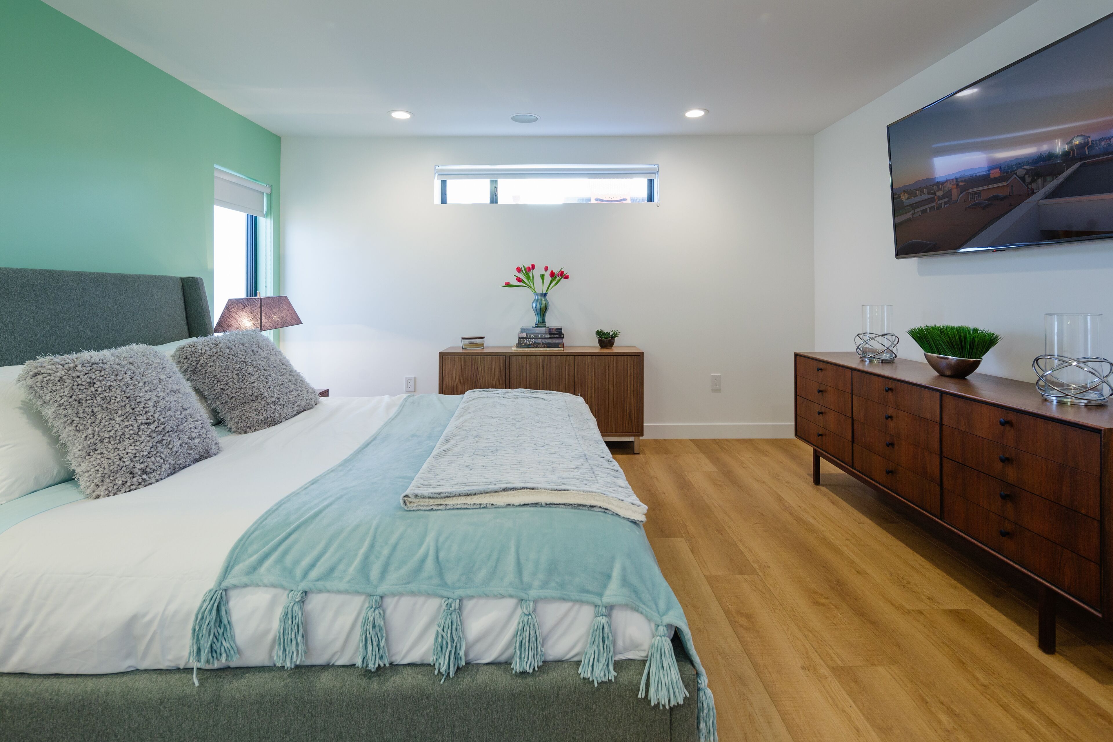 Malibu meets Hollywood Beach