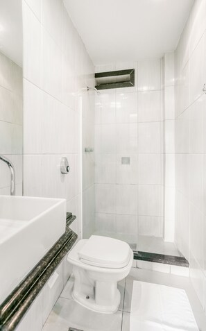 Artículos de tocador gratuitos, toallas, jabón, shampoo