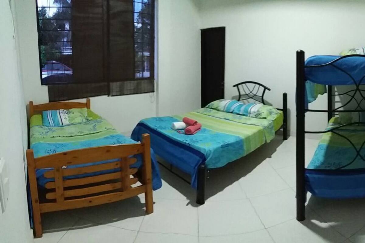Free WiFi, bed sheets