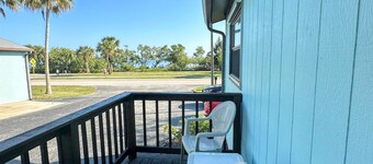 Perfect for two on the River at Mel Fishers Museum 