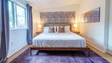 Vierbettzimmer, 1Â King-Bett und Schlafsofa, Gartenblick (Room 12)