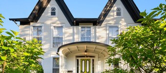 伍德斯托克雙山飯店