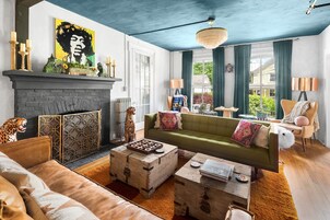 Libros, biblioteca de música, estéreo