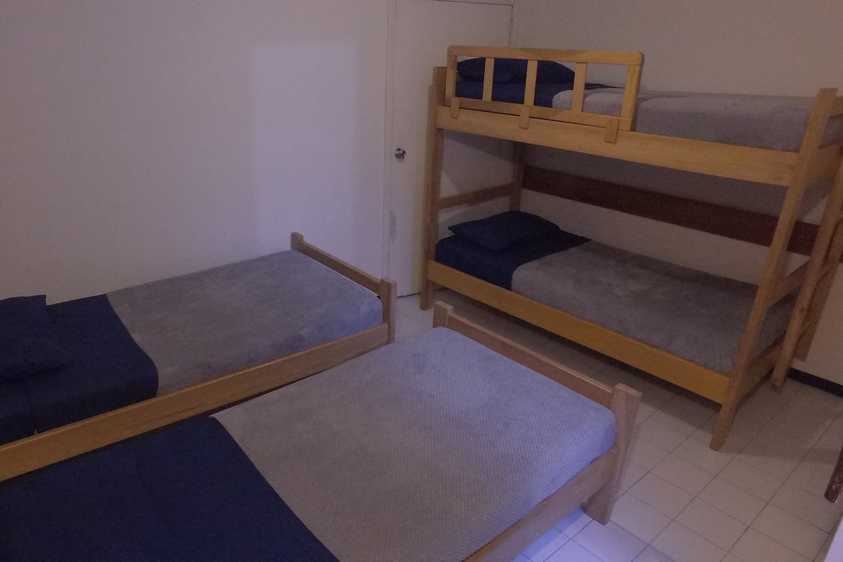 Shared Dormitory | Free WiFi, bed sheets
