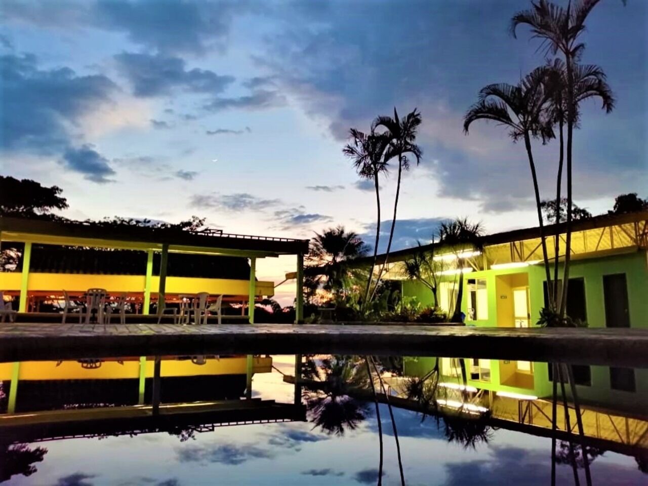 Pemandangan dari hartanah