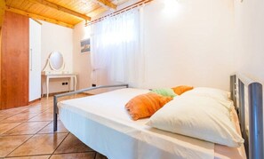4 camere, ferro/asse da stiro, culla da viaggio, Wi-Fi gratuito