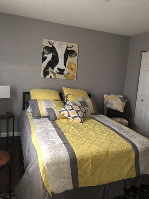 2 habitaciones, tabla de planchar con plancha y wifi gratis 