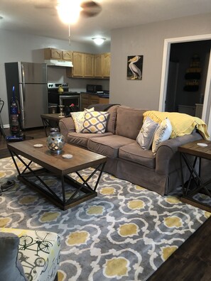 Smart TV, computer monitors