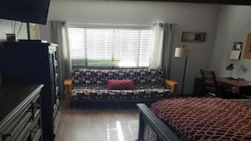 Desk, iron/ironing board, free WiFi, bed sheets