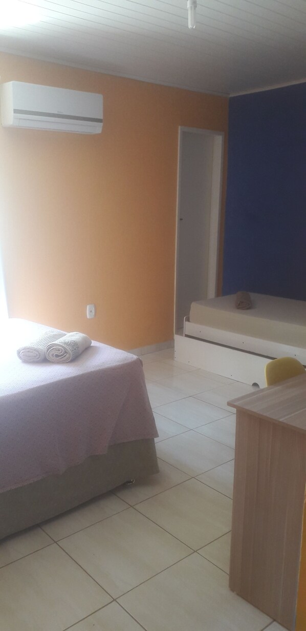 2 間睡房、熨斗/熨衫板、Wi-Fi、床單