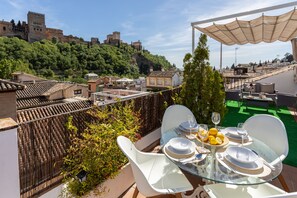 Apartment (3 Bedrooms) | View from room - Genteel Home Mirador de la Victoria (Granada)