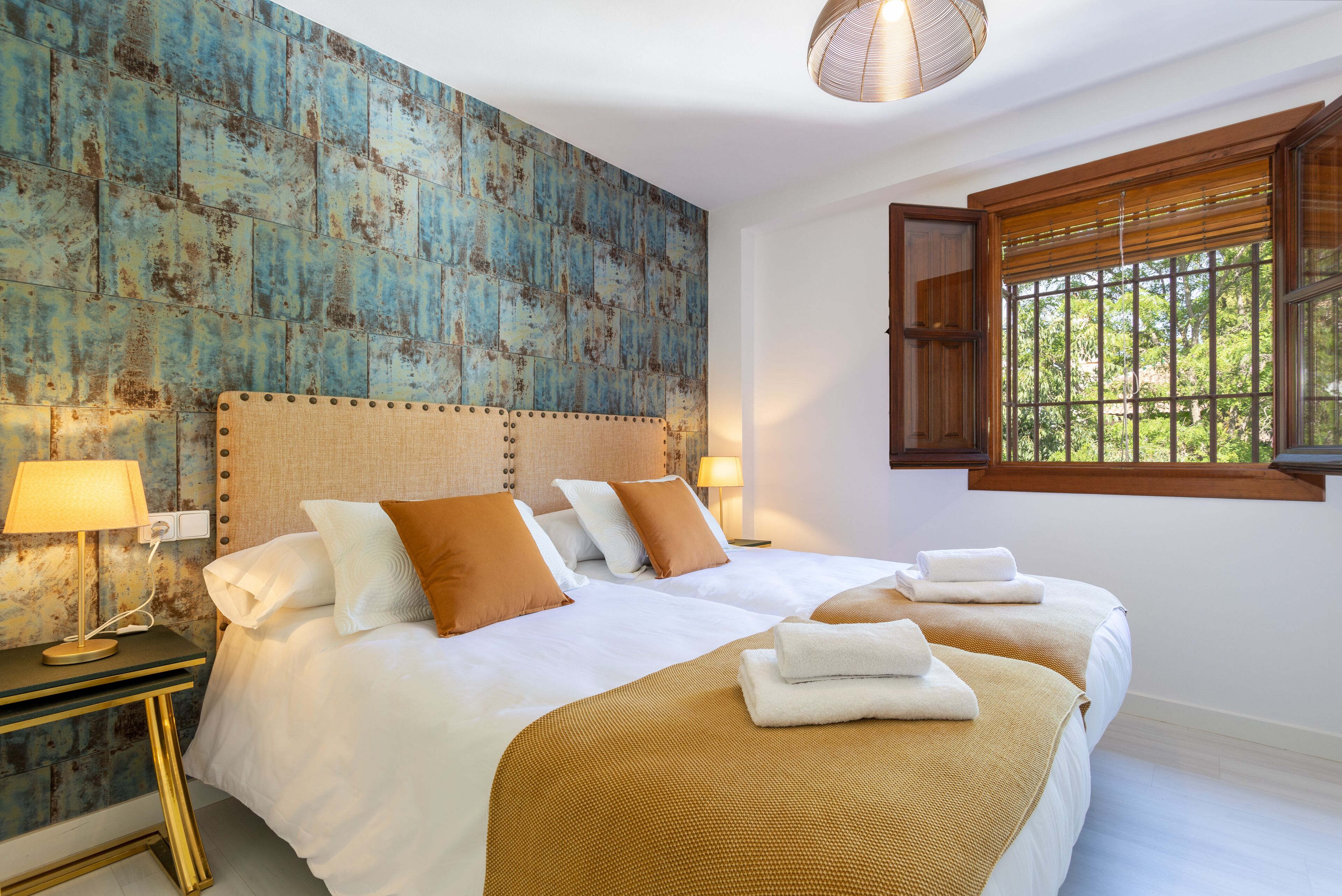 Apartment (3 Bedrooms) | 3 bedrooms, iron/ironing board, free WiFi, bed sheets