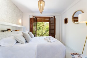 Apartment (3 Bedrooms) | 3 bedrooms, iron/ironing board, free WiFi, bed sheets - Genteel Home Mirador de la Victoria (Granada)