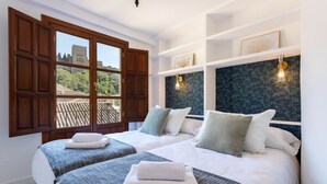公寓 (3 Bedrooms) | 3 間臥室、熨斗/熨衣板、免費無線上網、床單