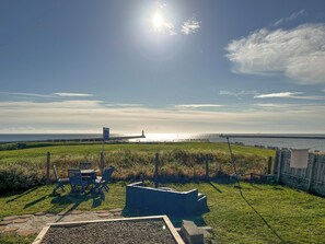 Property grounds - The View Old Coastguard Cottage (Tynemouth)