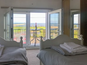 5 chambres, Wi-Fi gratuit, draps fournis