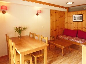 Dining - Charming 2-room apartment for 6, pool & sauna, Les Orres (Les Orres)