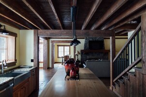 行政别墅 | 办公桌、笔记本电脑工作区、熨斗/熨衣板、免费 WiFi