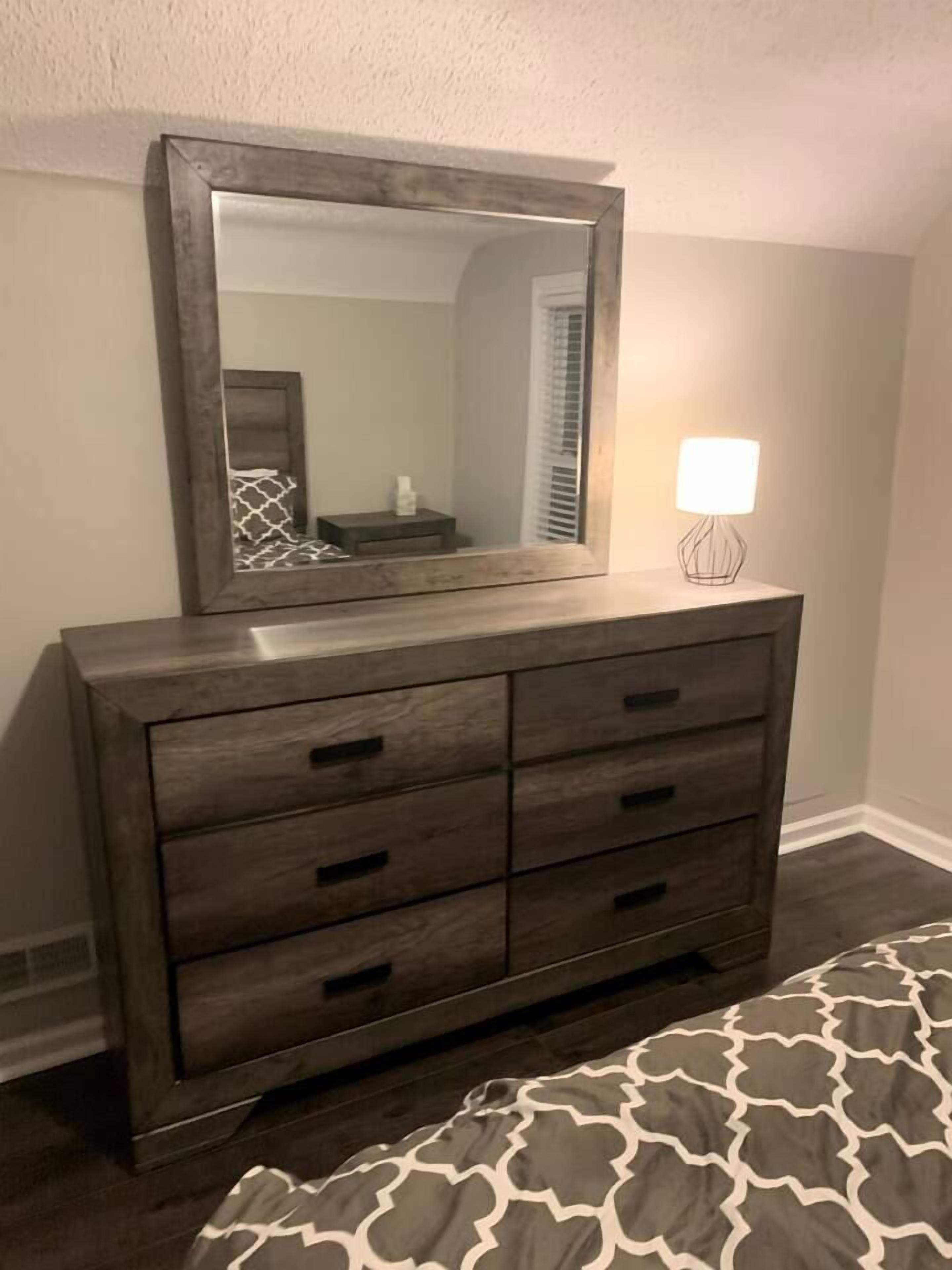 ★3min To Kellogg Park 2BR★ Plymouth ★ Parking★W/D★