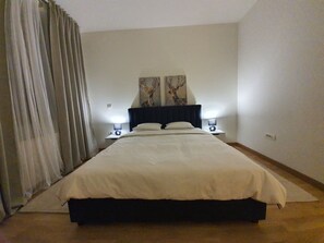 ซูพีเรียอพาร์ทเมนท์ | 2 ห้องนอน, โต๊ะทำงาน, พื้นที่ทำงานแบบใช้แล็ปท็อป, Wi-Fi ฟรี