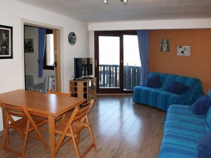 TV - Renovated 6-person apartment with Wifi in Les Orres (Les Orres)