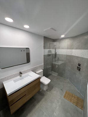 Bathroom - Delray Beach Suite / Quiet neighborhood  (Delray Beach)
