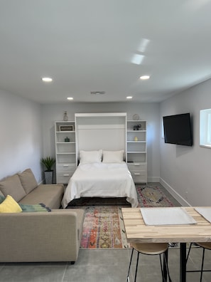 Room - Delray Beach Suite / Quiet neighborhood  (Delray Beach)
