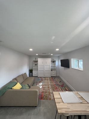 Living area - Delray Beach Suite / Quiet neighborhood  (Delray Beach)