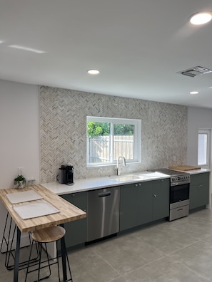 Private kitchen - Delray Beach Suite / Quiet neighborhood  (Delray Beach)