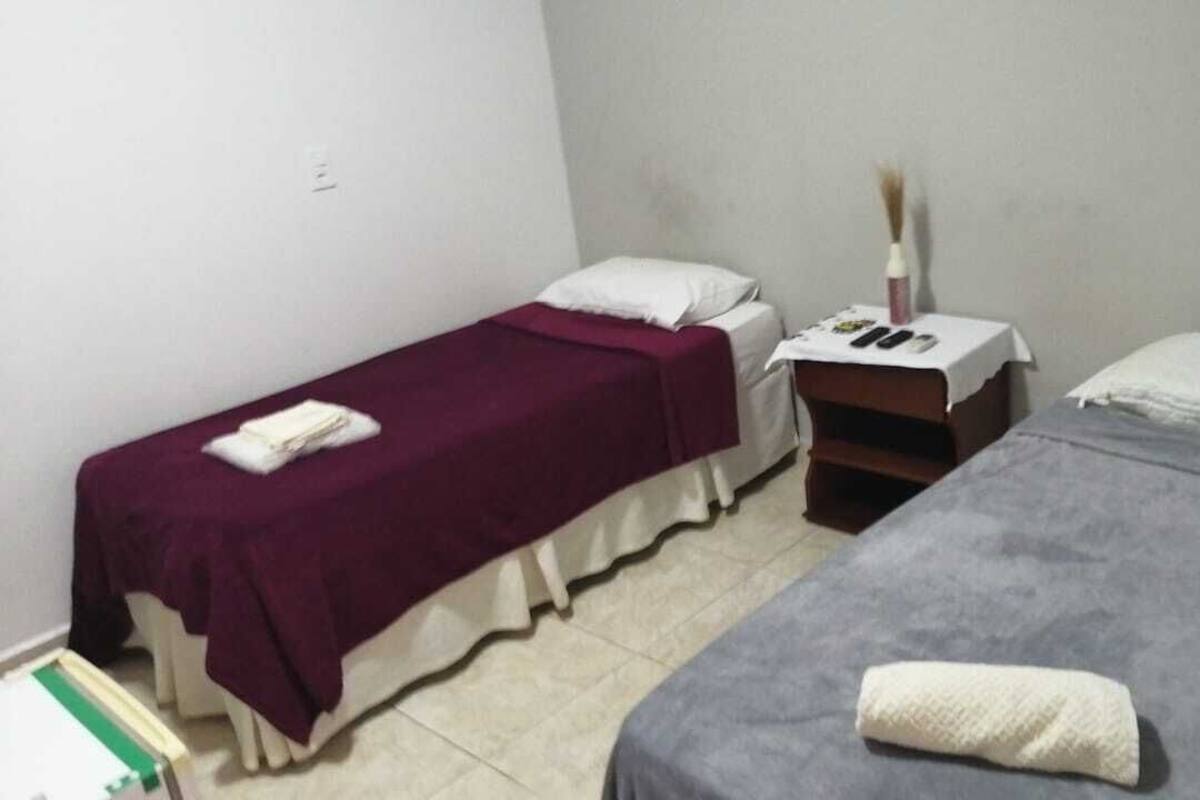 Minibar, desk, laptop workspace, free WiFi