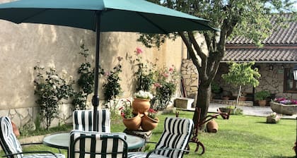 Casa rural del labrador, un hogar donde disfrutar de tu familia y amigos.