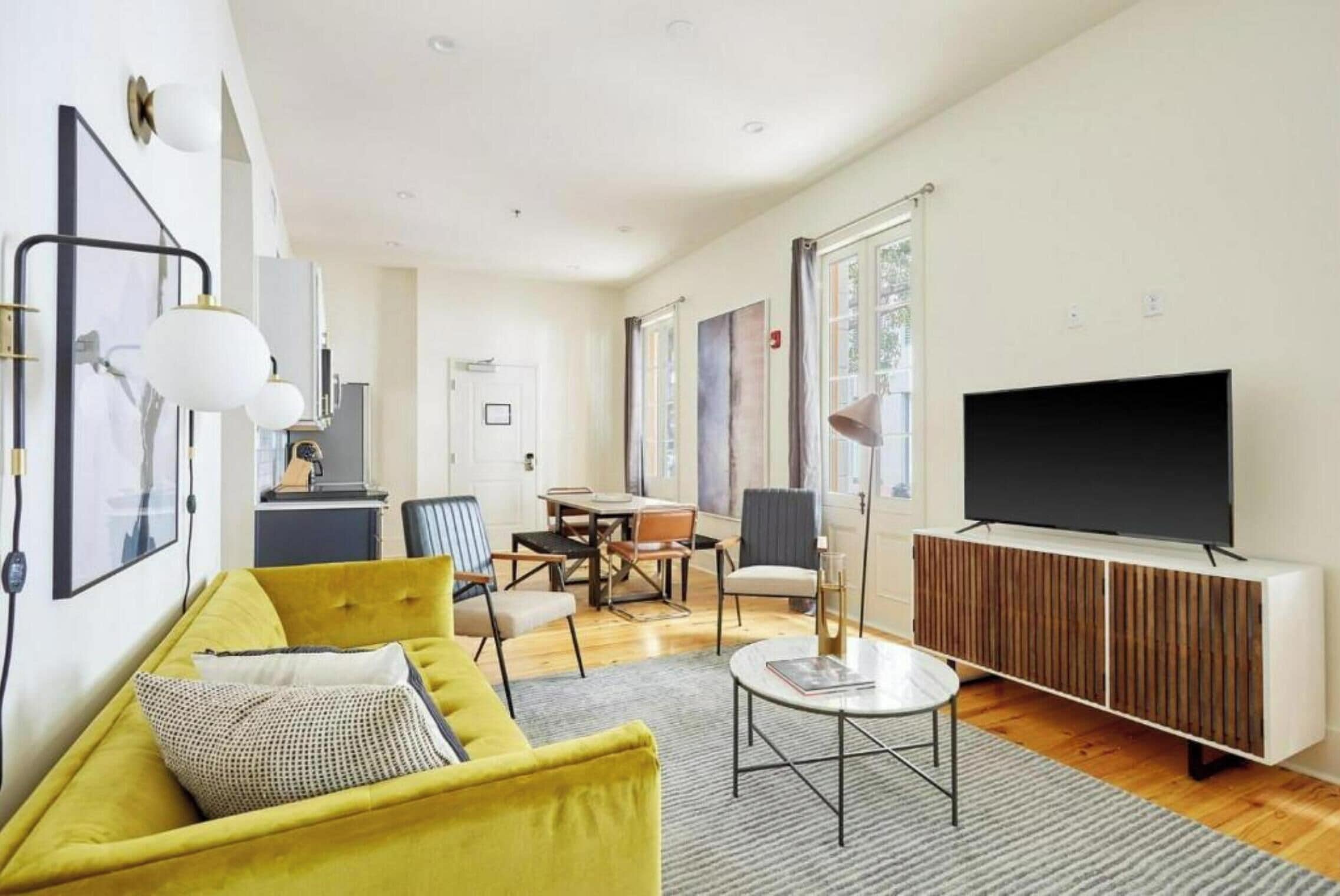 Apartment, 3 Bedrooms | In-room dining