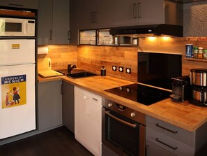Microwave, oven, dishwasher