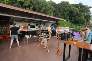 Bar (on property) - Balcony Party Hostel Beachfront - Adults Only (Krabi)