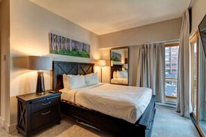 3 slaapkamers, een strijkplank/strijkijzer, gratis wifi, beddengoed