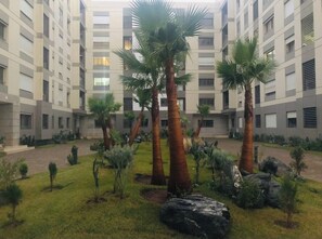 Property grounds - Luxury flat near airport Early & late flight (Nouasseur)