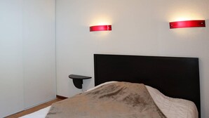 1 多间卧室、WiFi