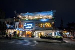 Front of property - evening/night