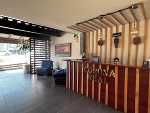 Reception - Hotel Corona Real (Villavicencio)