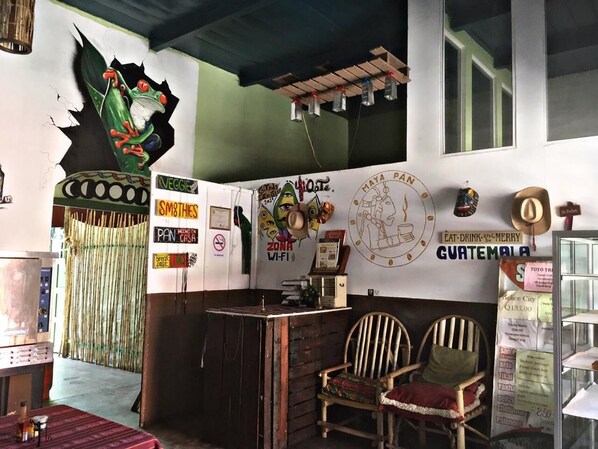Khu sảnh