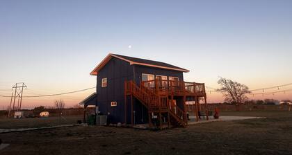 10 acres with NO CLEANING FEES and fresh chicken eggs with your stay!