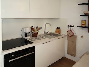 Microwave, oven