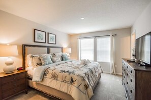 Apartment, Multiple Beds (5131 Compass Bay)