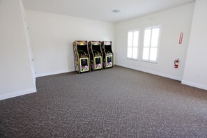 Apartment, Multiple Beds (1533 Dream) | Interior - 1533 Dream (Clermont)