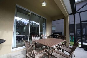 Apartment, Mehrere Betten (2914 Paradise Palms) | Balkon